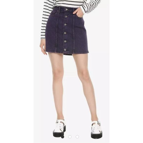 Hot Topic Women Large Purple Tinted Acid Wash Button Front Denim Skirt - Picture 1 of 9